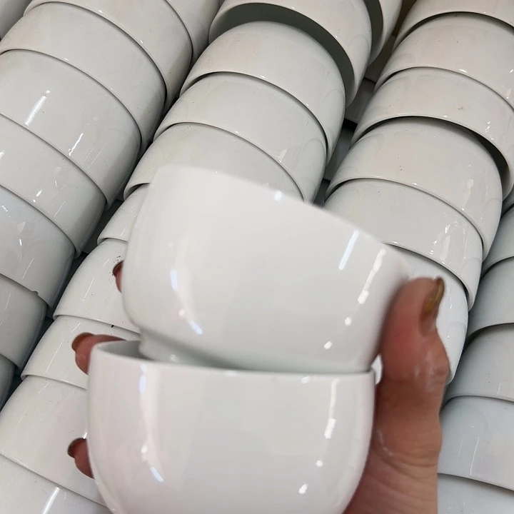 高端羊脂玉茶杯两个一组大主人杯