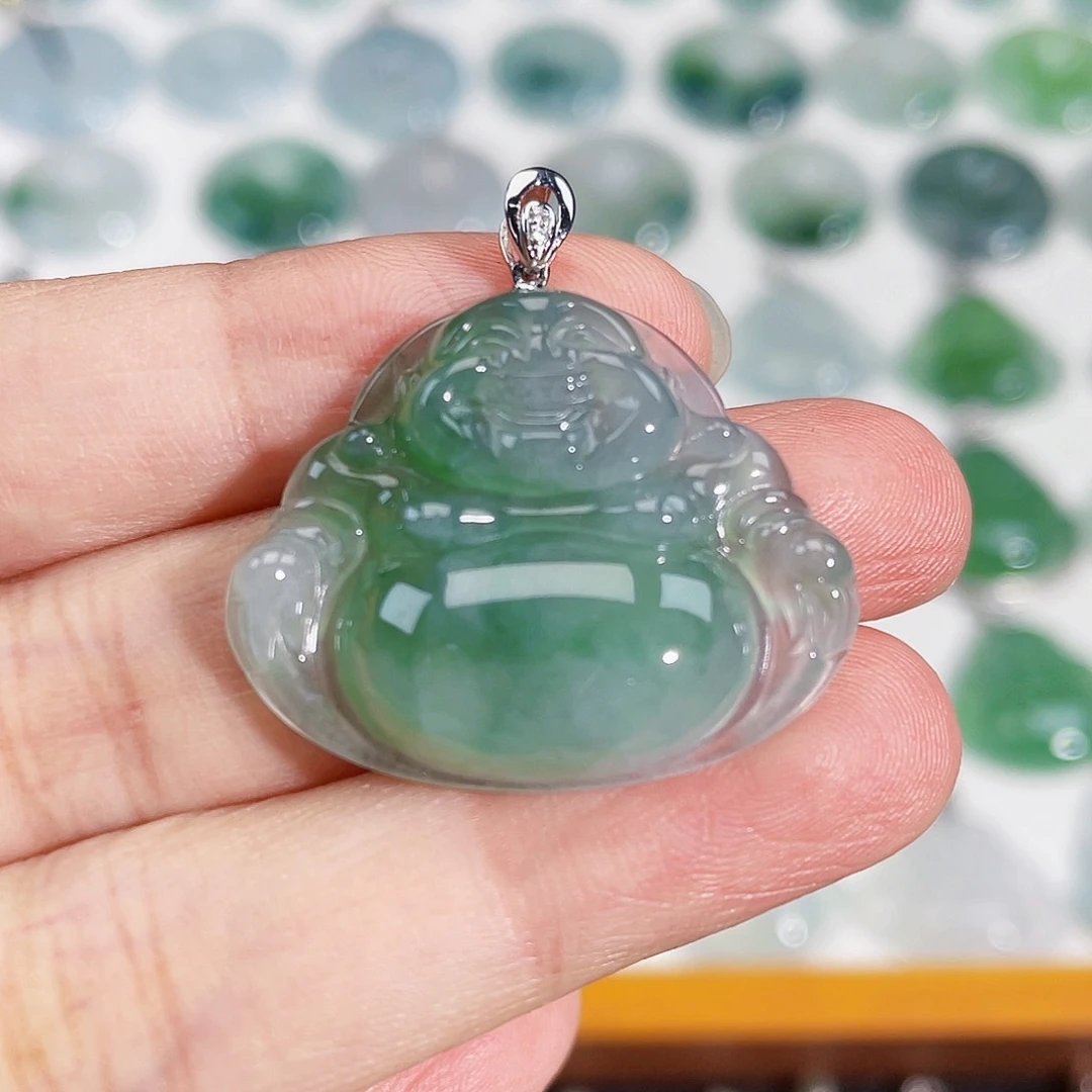 颈饰18K金镶嵌翡翠吊坠