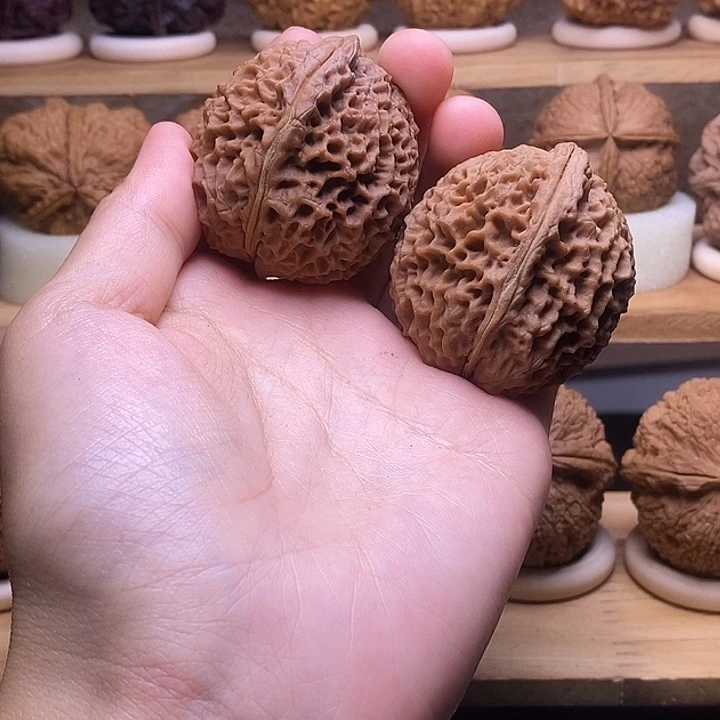 文玩核桃吊坠  小钢炮41mm