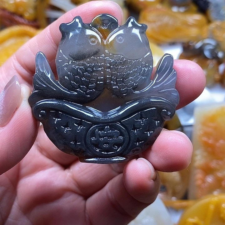 石英质玉（黄龙玉）合金颈饰