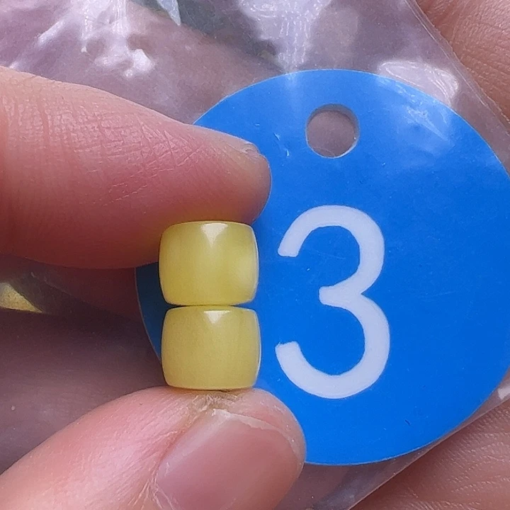 裸石蜜蜡未镶嵌7.5m m