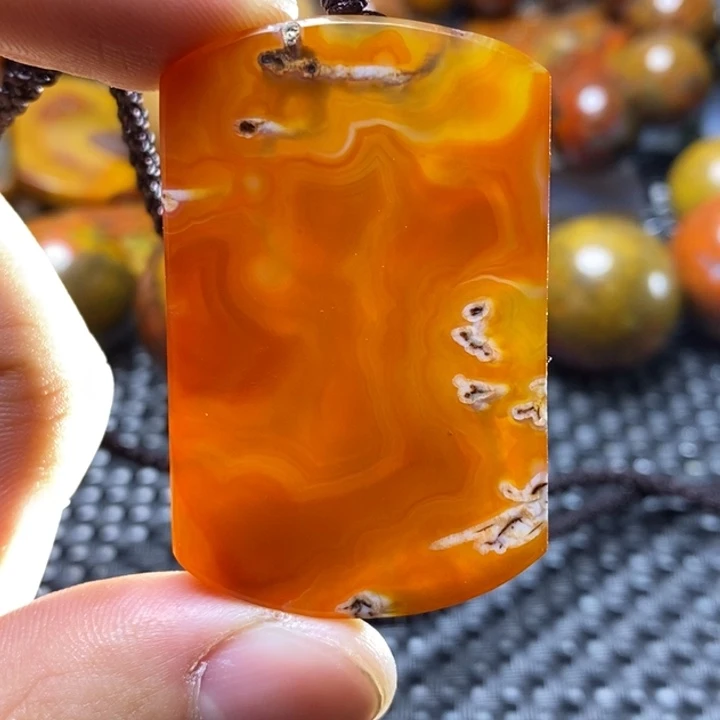 玛瑙/玉髓颈饰未镶嵌