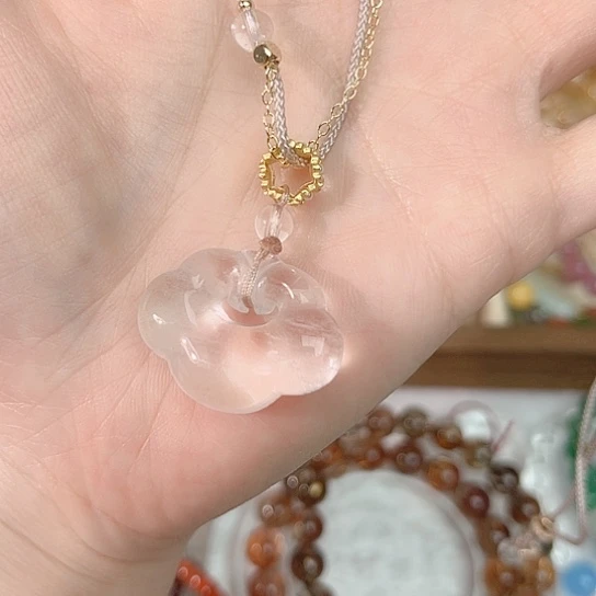 水晶颈饰未镶嵌如意