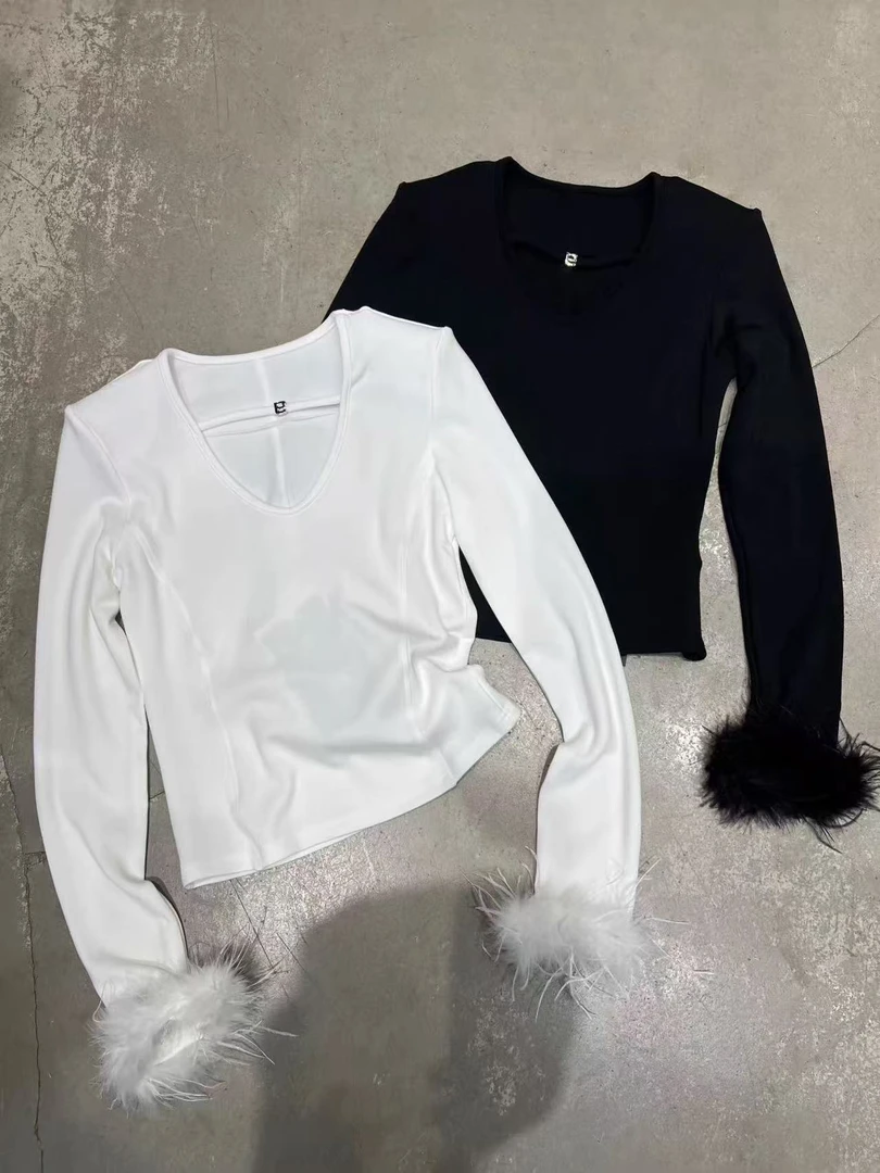 气质设计感弹力棉磨毛垫肩拼接毛毛袖上衣时髦洋气内搭长袖T恤