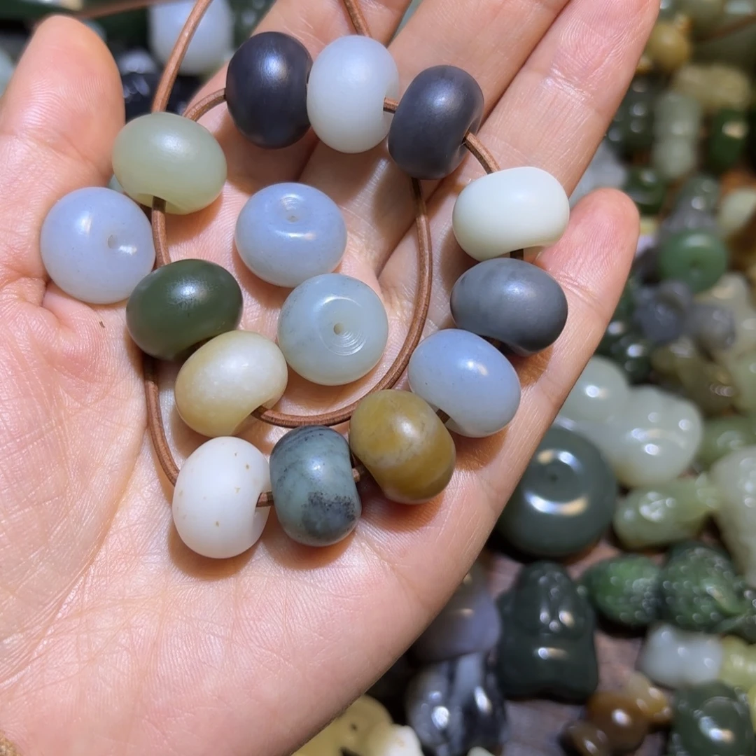 鑫***高和田玉未镶嵌珠宝半成品