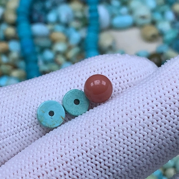 南红玛瑙未镶嵌珠宝奇石