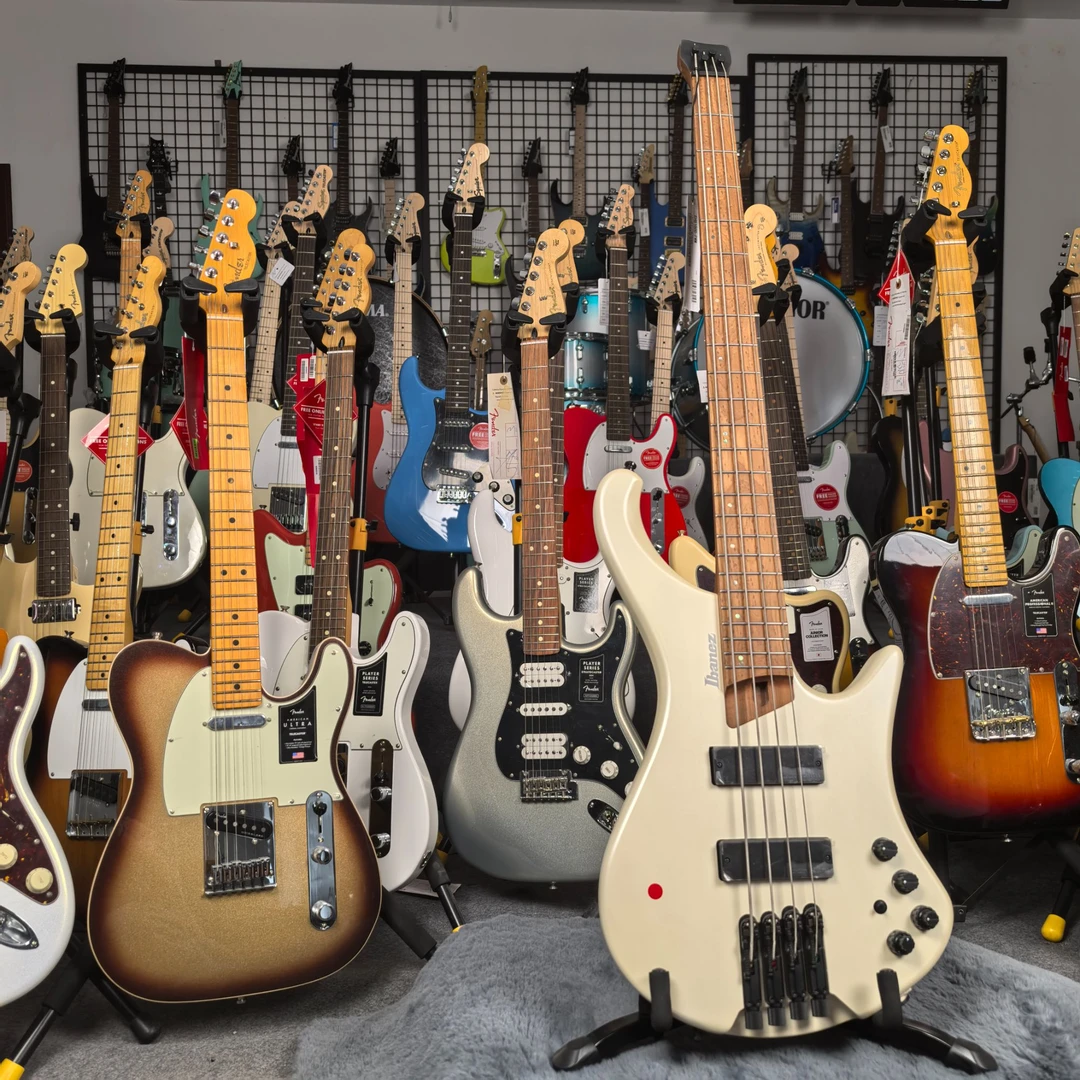 特价琴IBANEZ依班娜EHB1000-PWM白色无头电贝司BASS贝斯