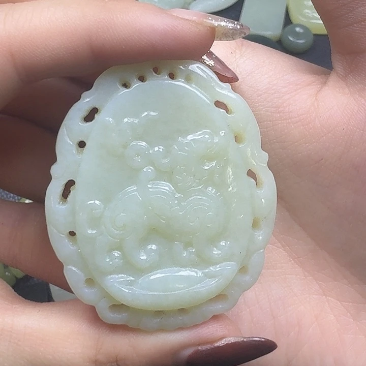 和田玉未镶嵌颈饰招财进宝新疆料和田玉