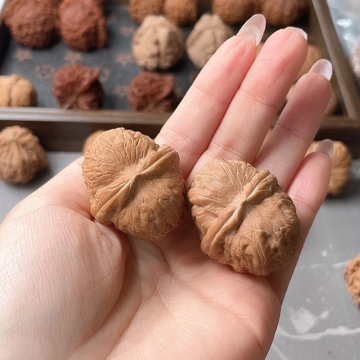 吊坠桃核元宝49尺