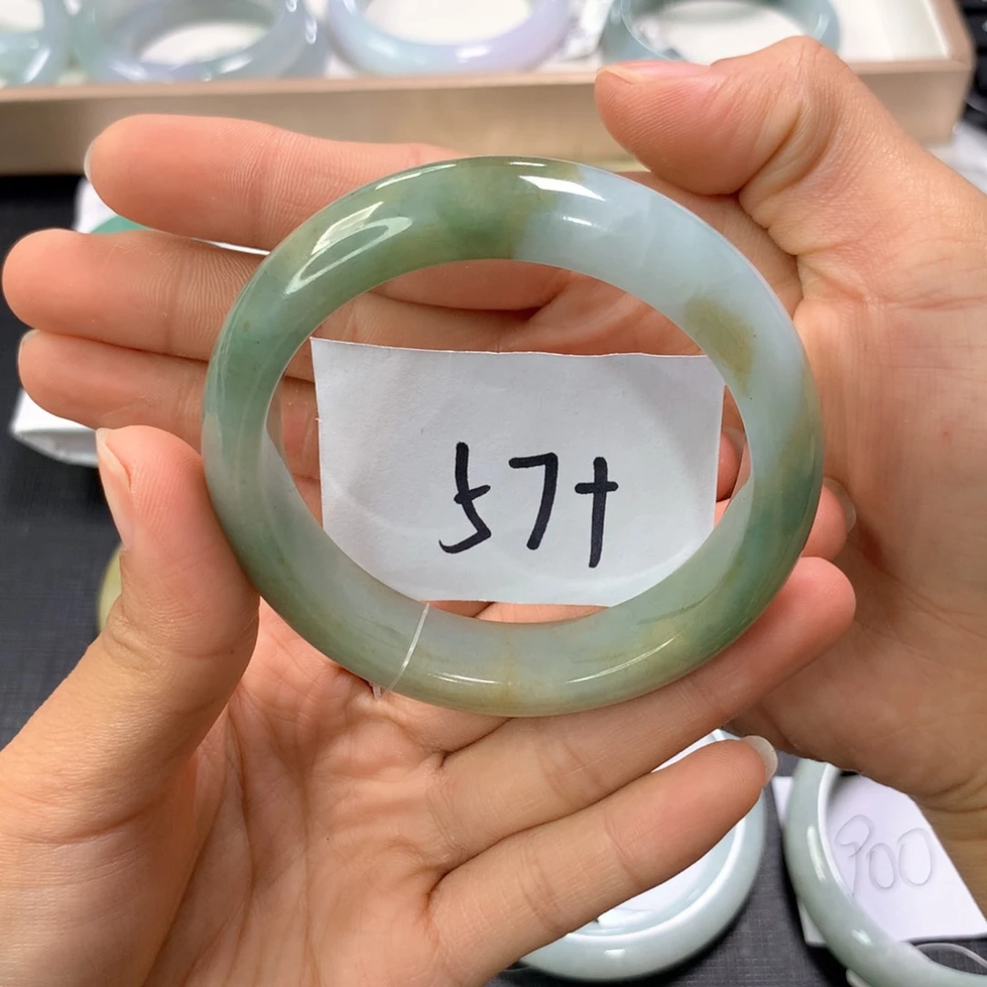 未镶嵌手镯翡翠手镯
