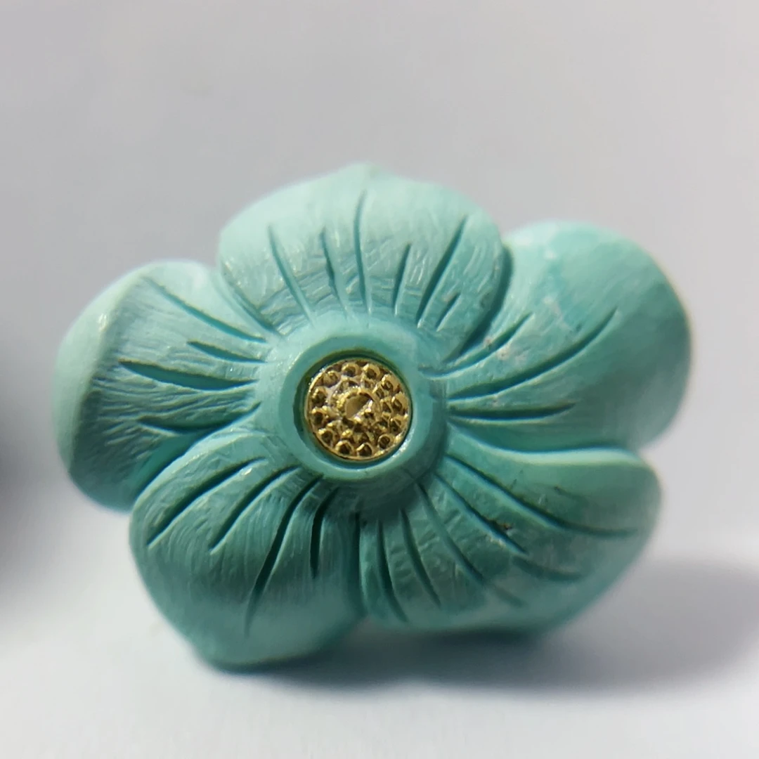 绿松石配饰未镶嵌