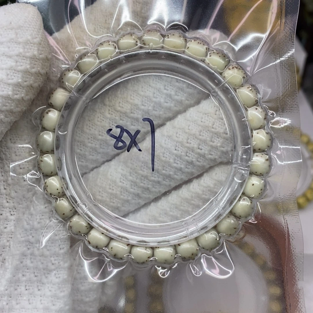 宇****手串星月菩提河豚