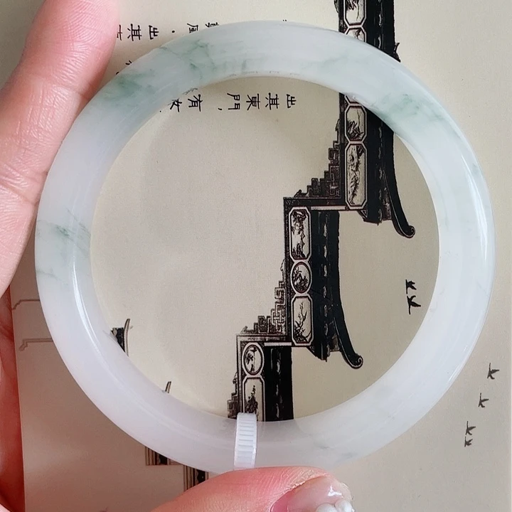 未镶嵌手镯石英质玉22