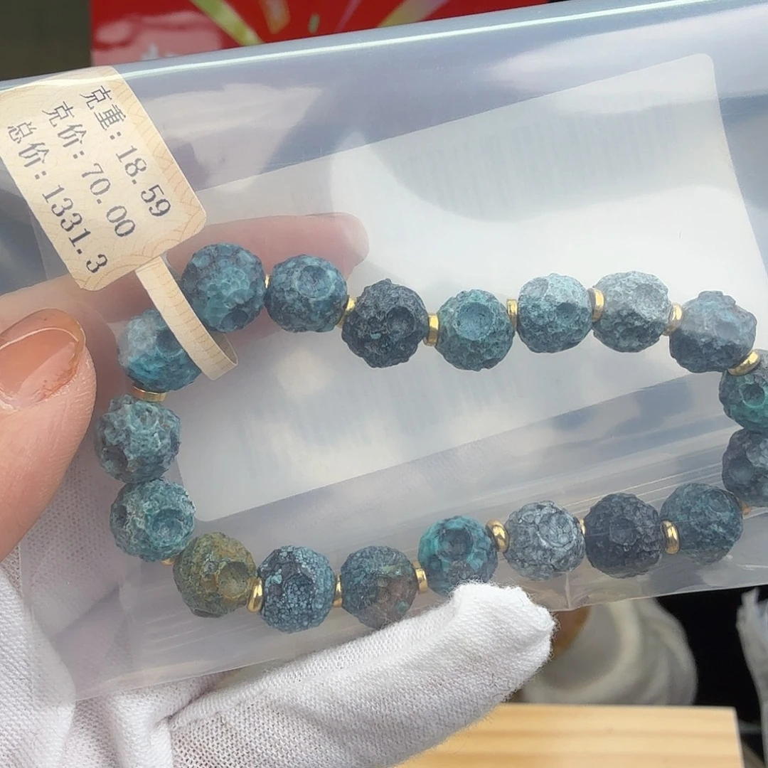 气***饱绿松石未镶嵌珠宝奇石