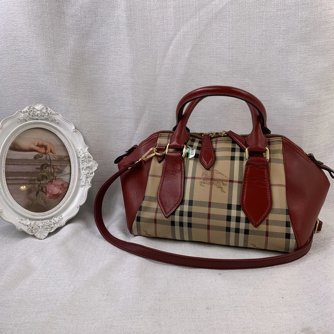 95新 BURBERRY/博柏利 战马格纹枕头包/FYZH05414009/4009