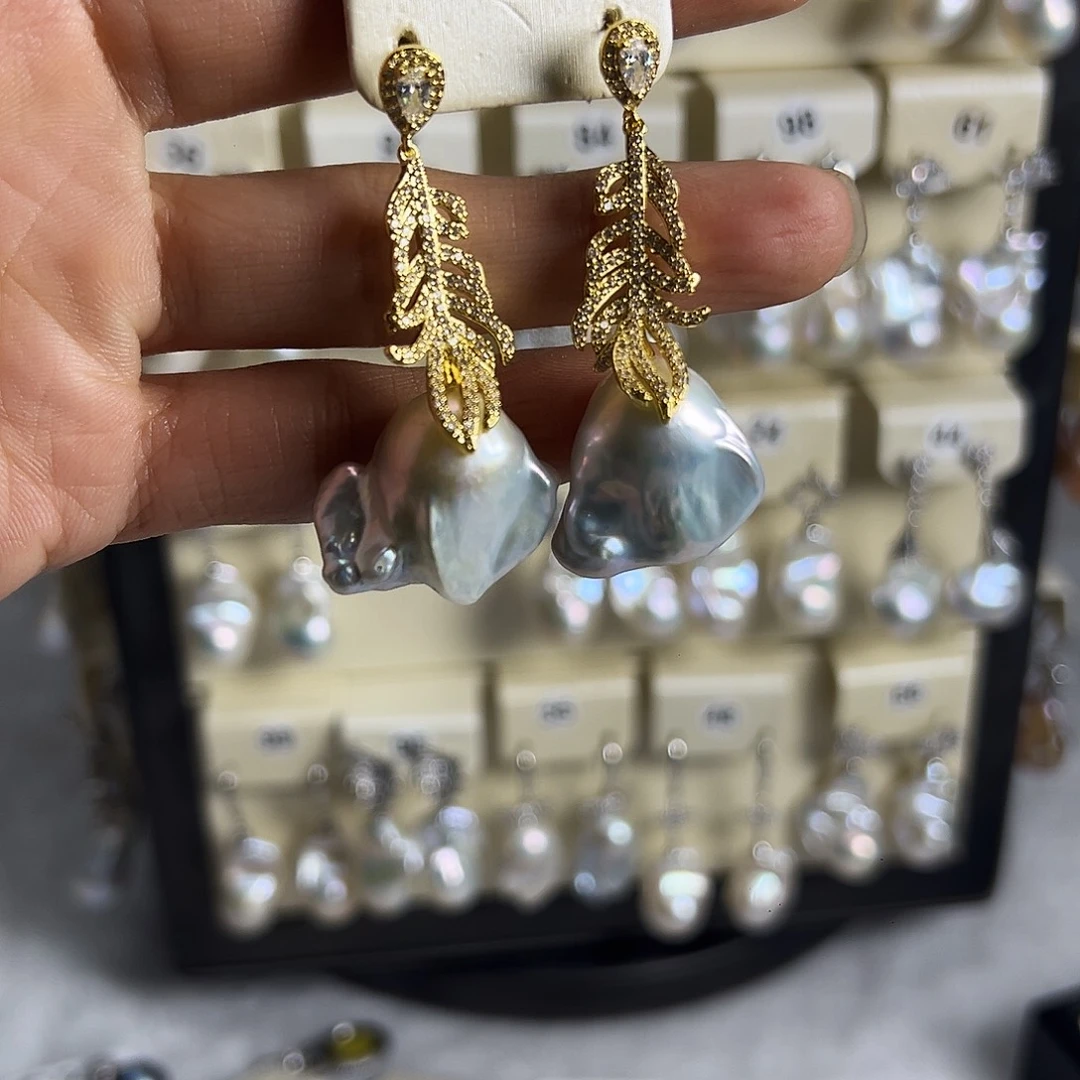 心***雨未镶嵌淡水珍珠耳饰