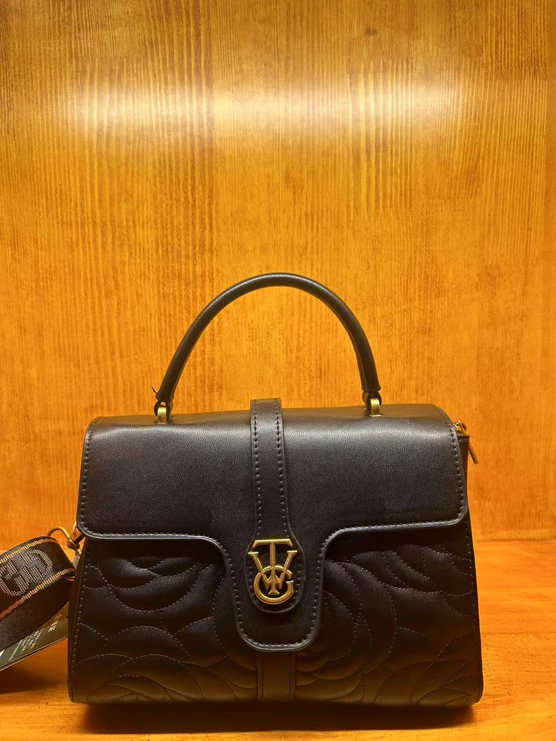 （亮牌灯点关注才可以拍）单肩斜手提包气质手提包肩包经典轻奢时尚