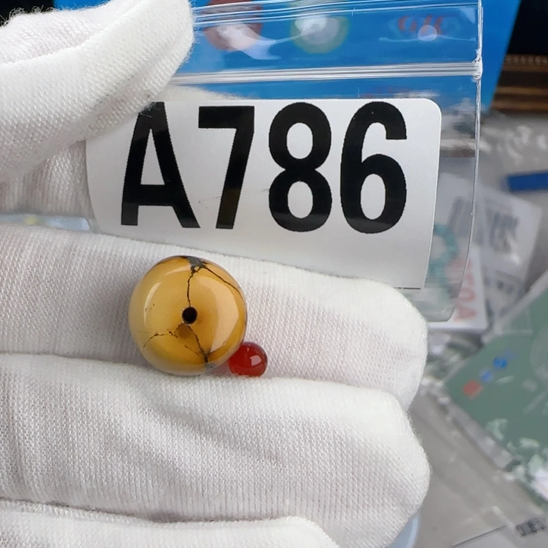 南红玛瑙配饰12.9未镶嵌