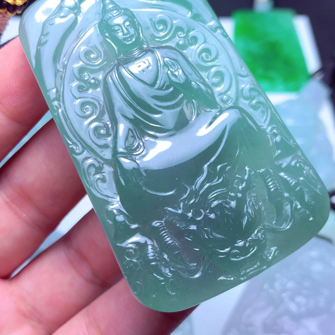 翡翠未镶嵌颈饰天然A货翡翠