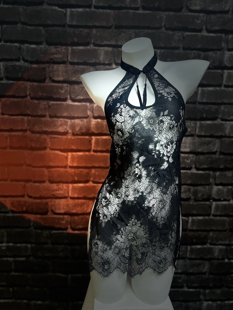 【一帘幽梦】网红同款蕾丝性感诱惑挂脖睡裙美背法式