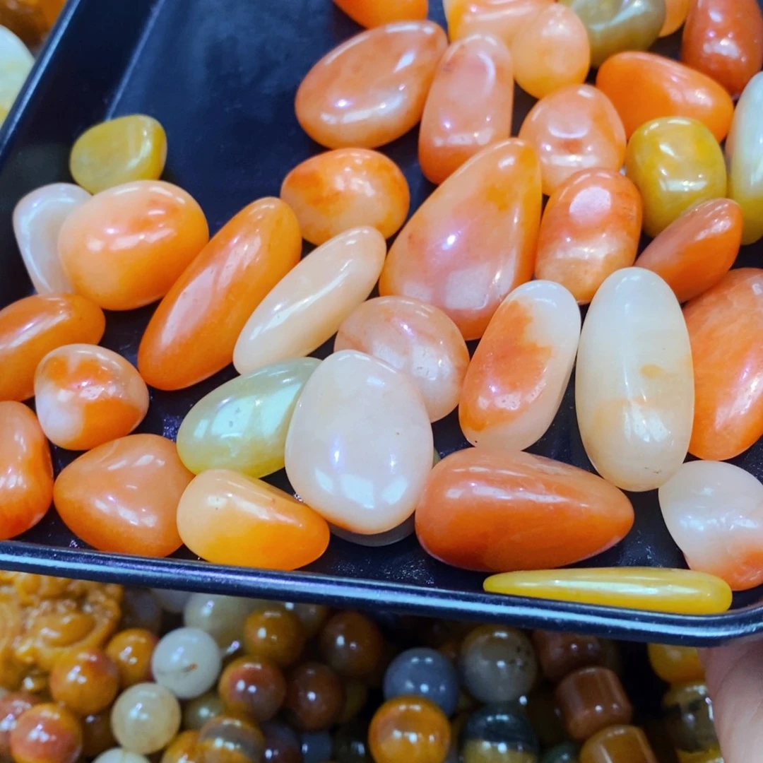 未镶嵌石英质玉（黄龙玉）吊坠(不含链)