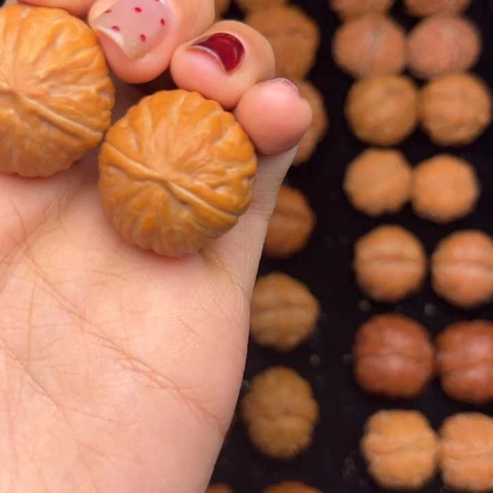 甲***人吊坠文玩核桃核桃