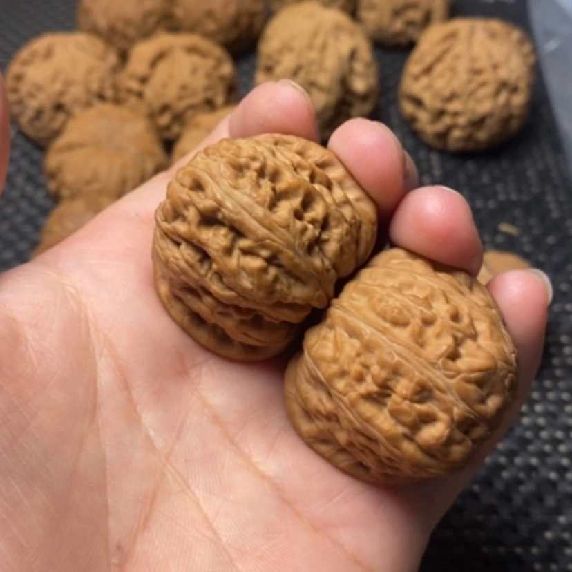 【闪购商品】文玩核桃吊坠老*元宝
