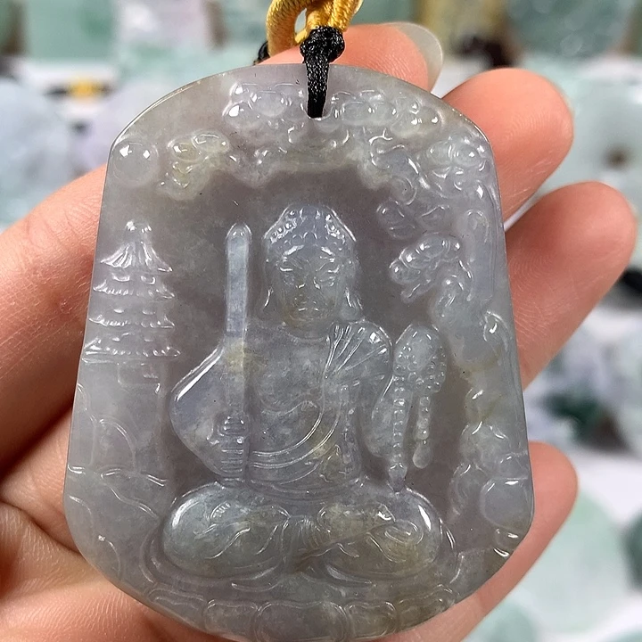 翡翠未镶嵌颈饰不动明王卡厚8