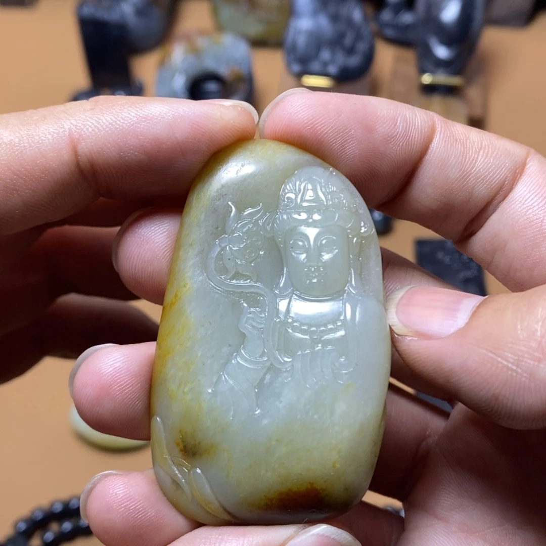 和田玉颈饰未镶嵌