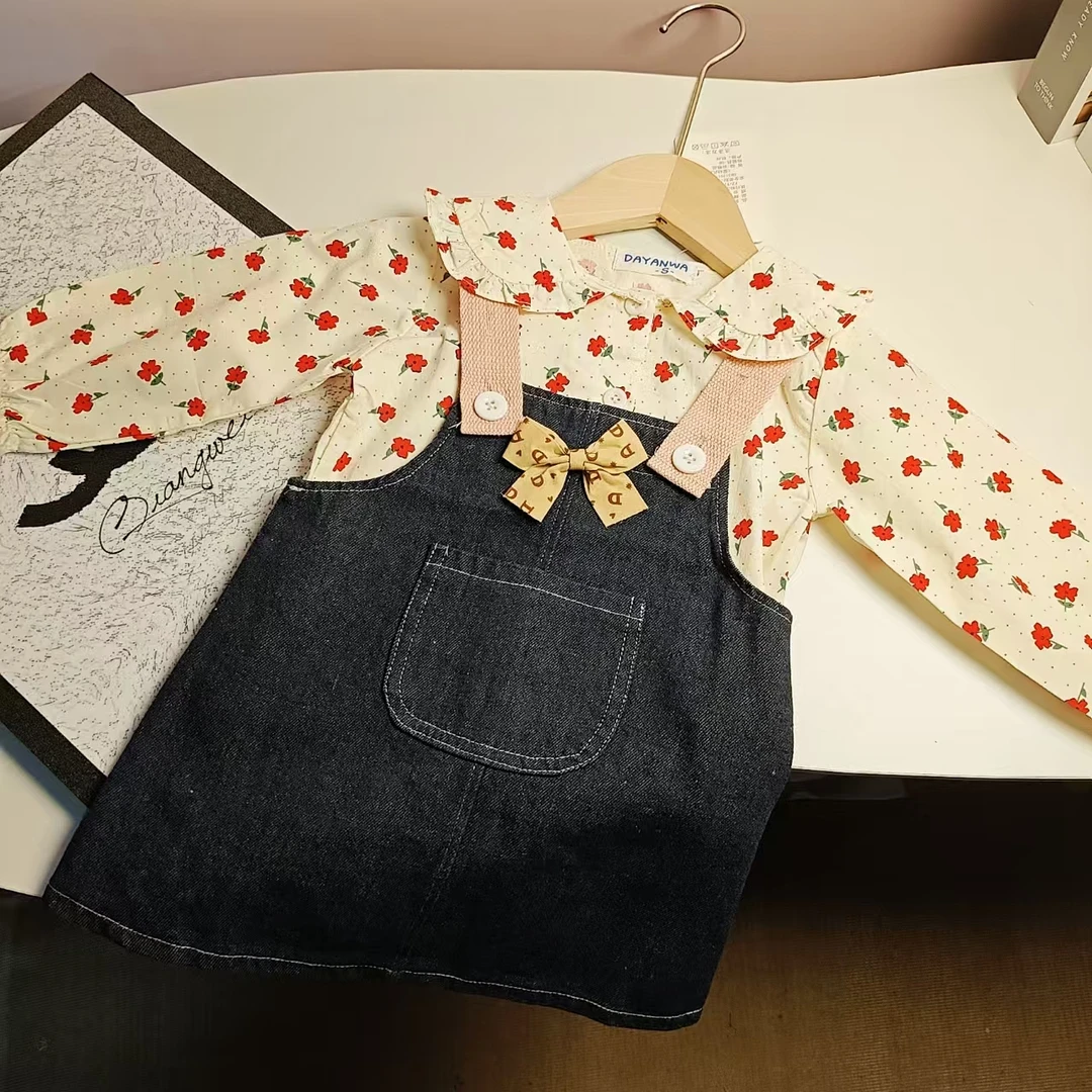 D60（大米家）儿童夏秋洋气上衣+牛仔背带裙