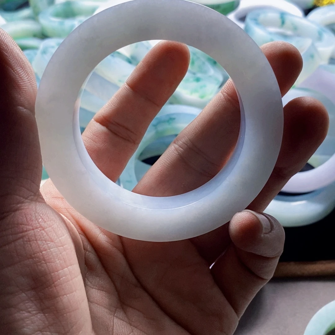 定制翡翠未镶嵌不退不换