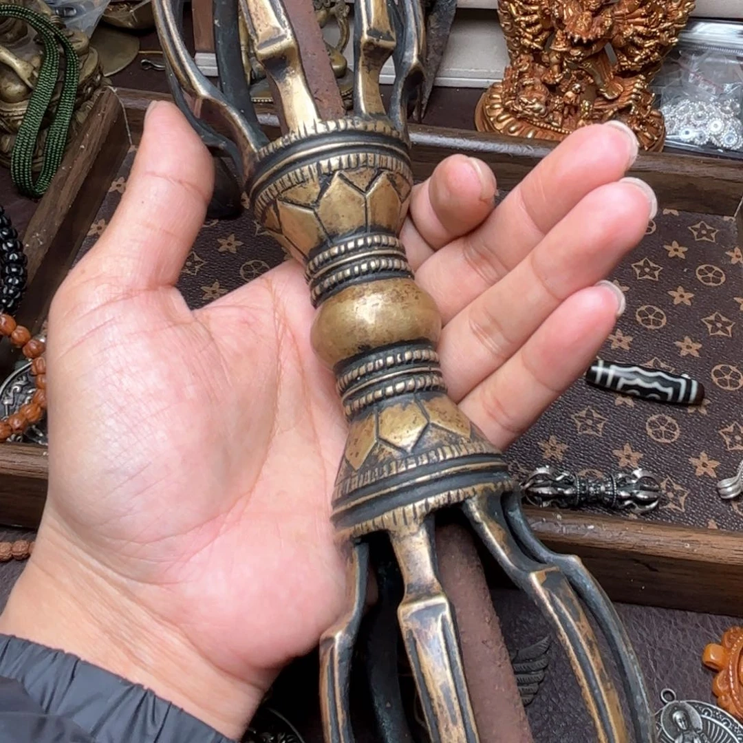 铜星月菩提吊坠项链