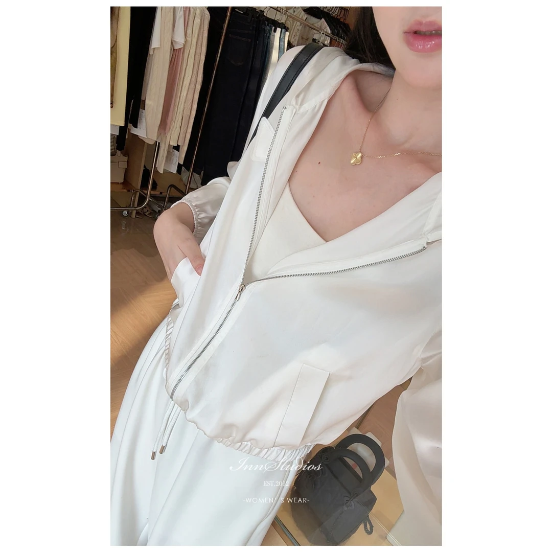 Innstudios 白色真丝棒球服外套