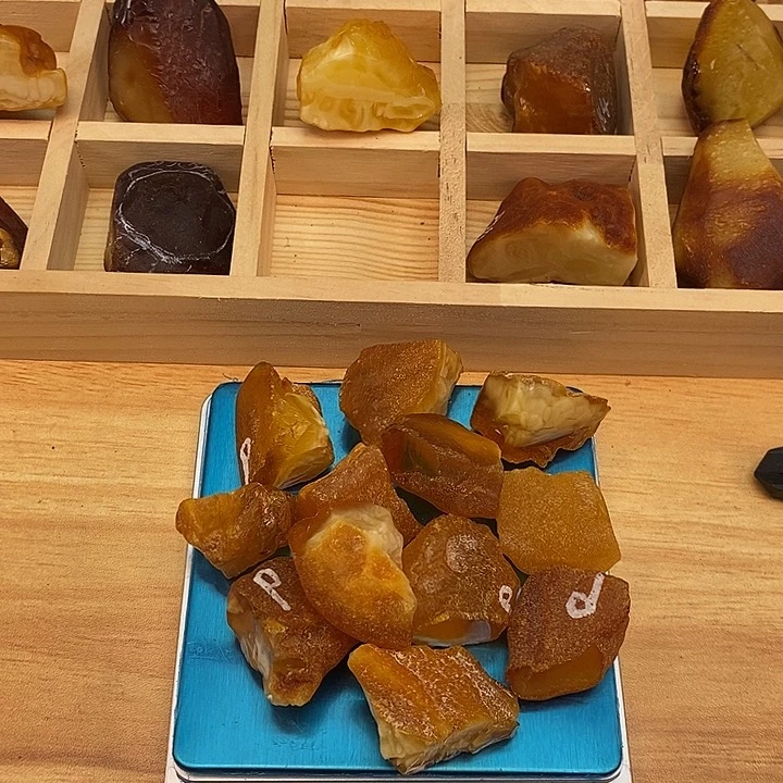 定制琥珀随形手串