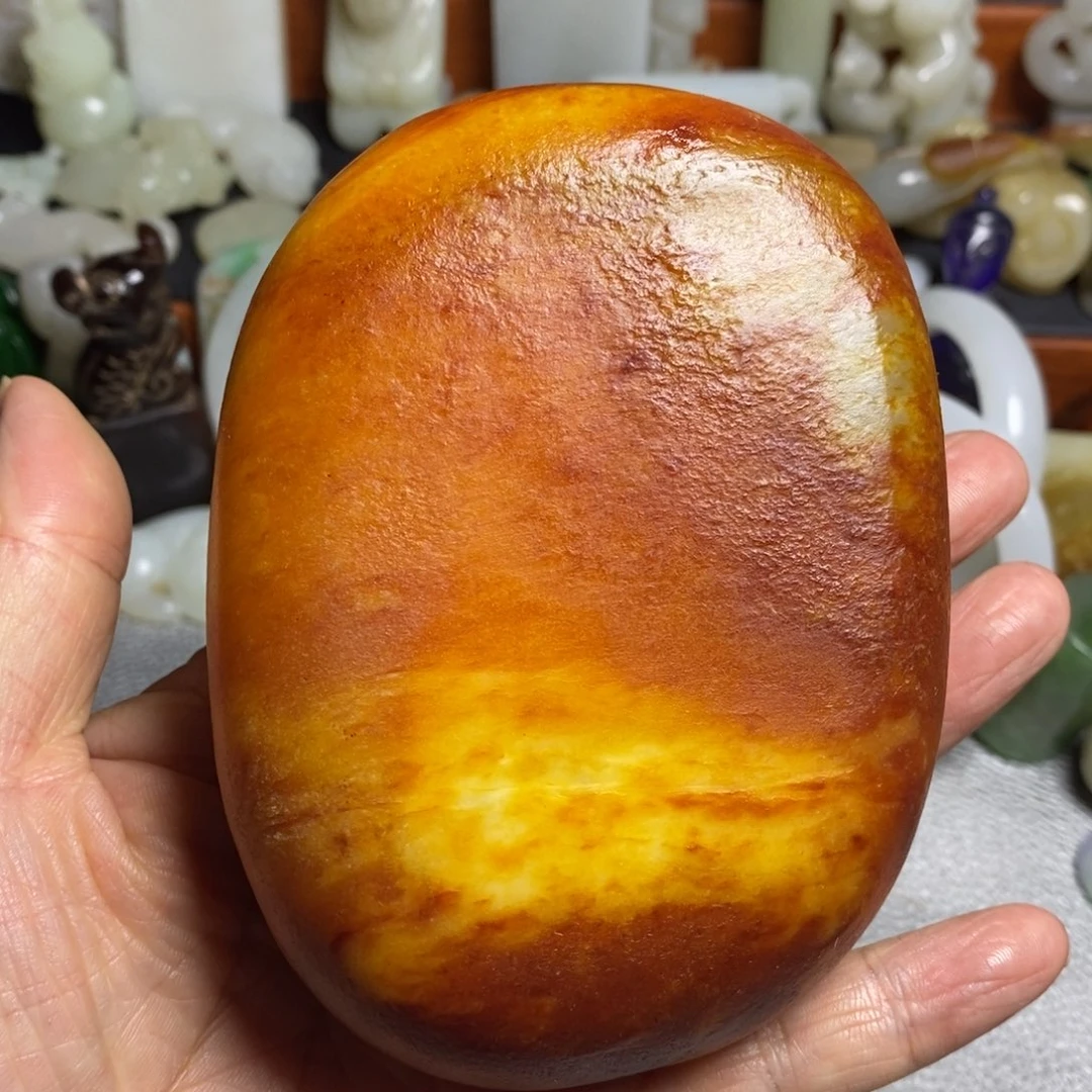 颈饰未镶嵌和田玉（糖玉）
