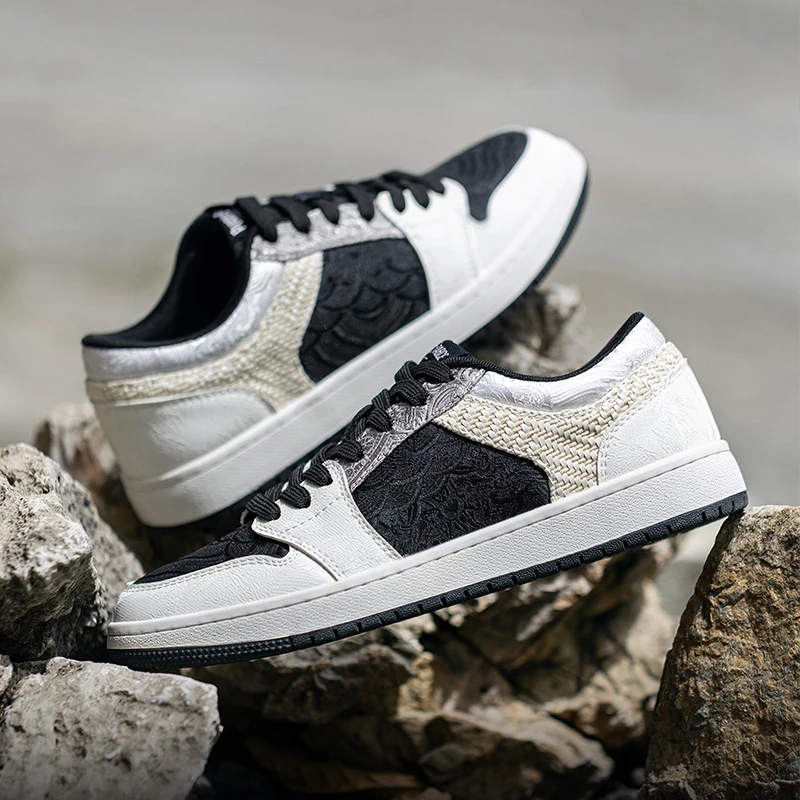 MRA反转熊猫刺绣板鞋男2025新款秋季透气运动休闲鞋复古拼接潮鞋