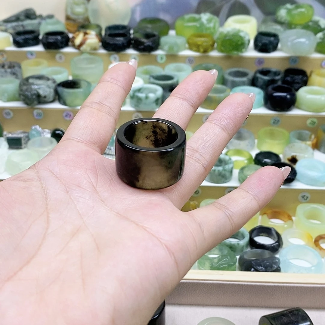 岫玉天然玉石未镶嵌溪*?