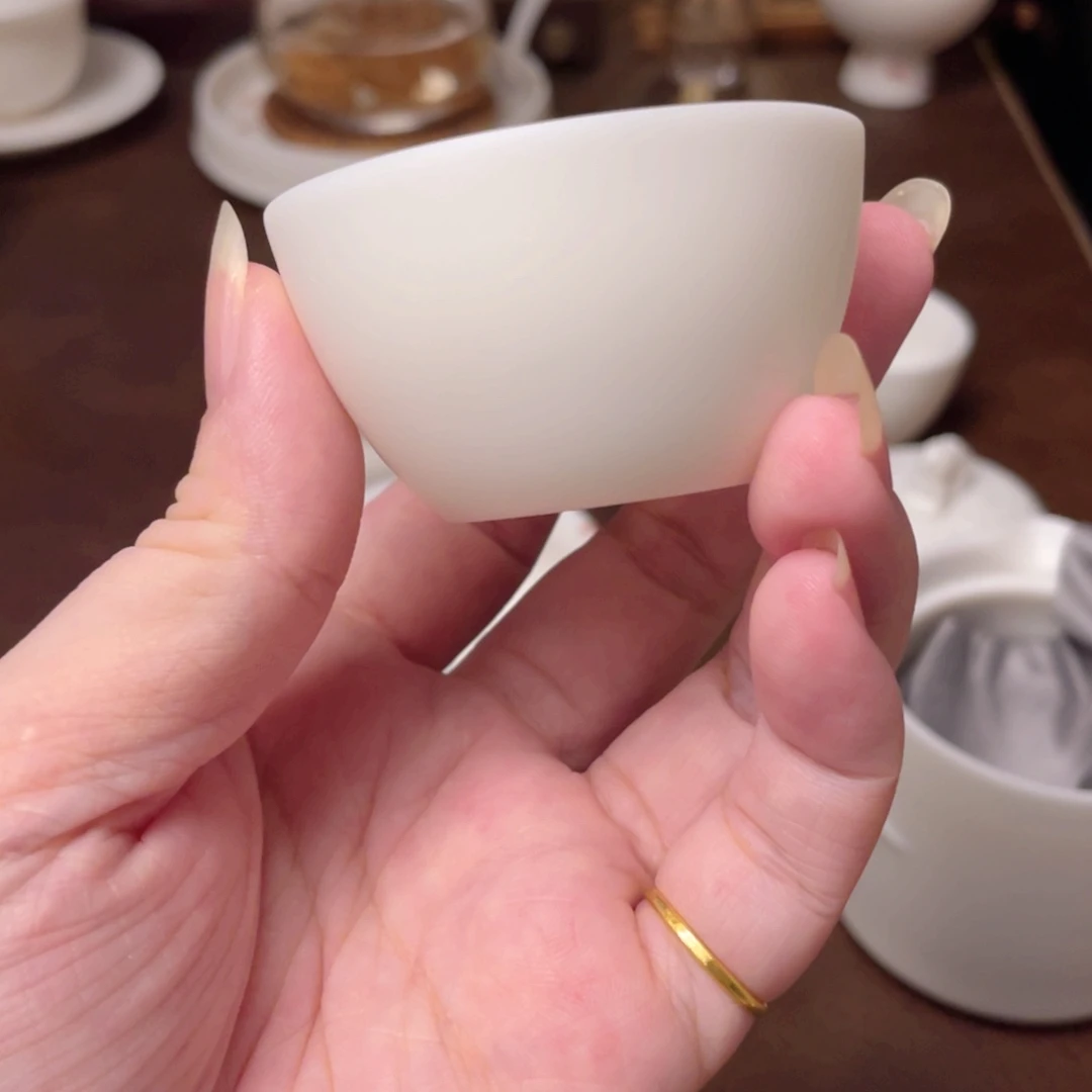 陈***2瓷片杯子补发陈顺啊啊啊啊哈哈