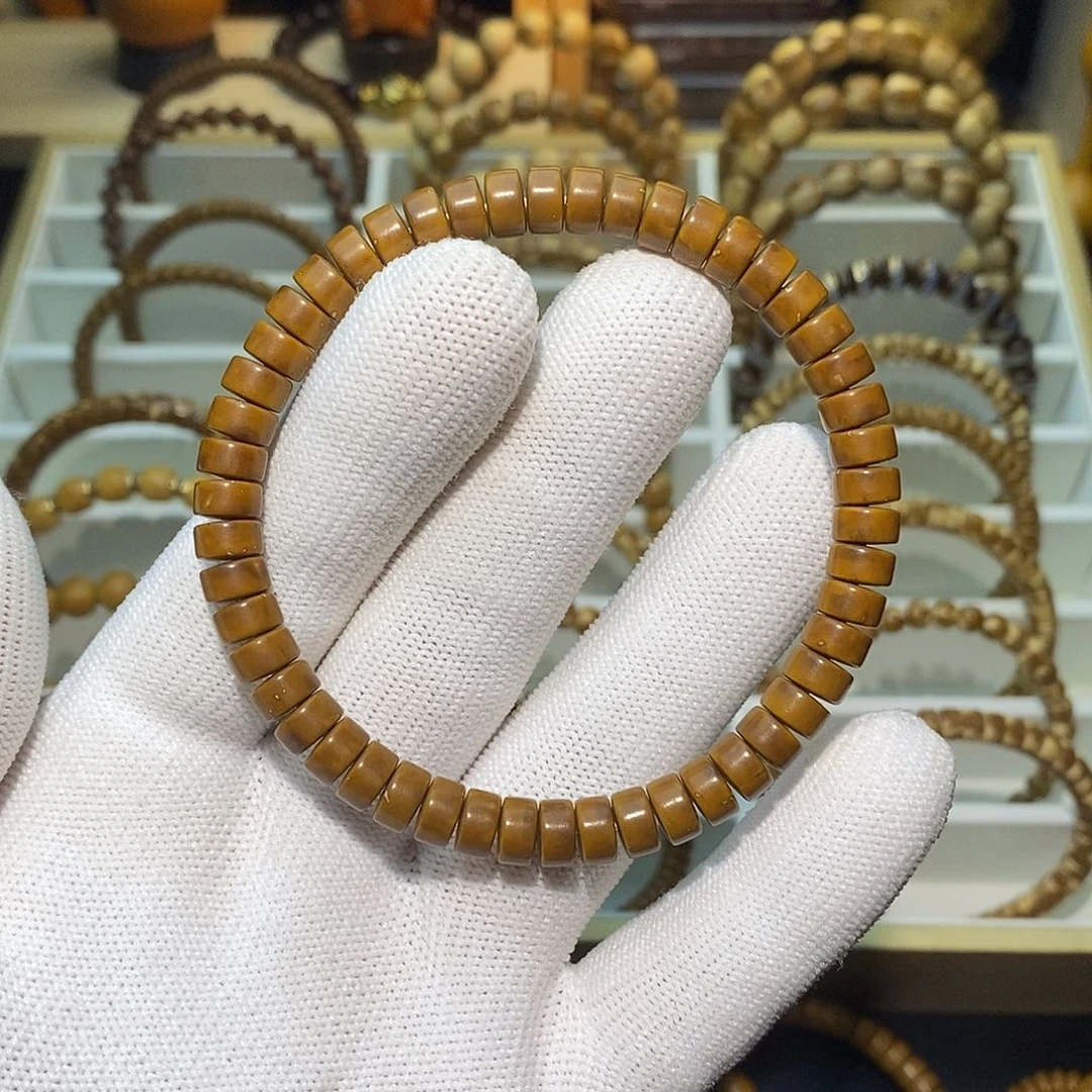 U***z紫金鼠手串纯肉药片手串7*4