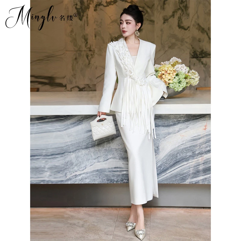 2025秋冬新款高级感时尚V领编织流苏西装套装女半身裙炸街两件套