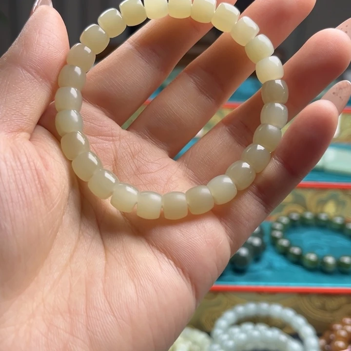 和田玉未镶嵌手链