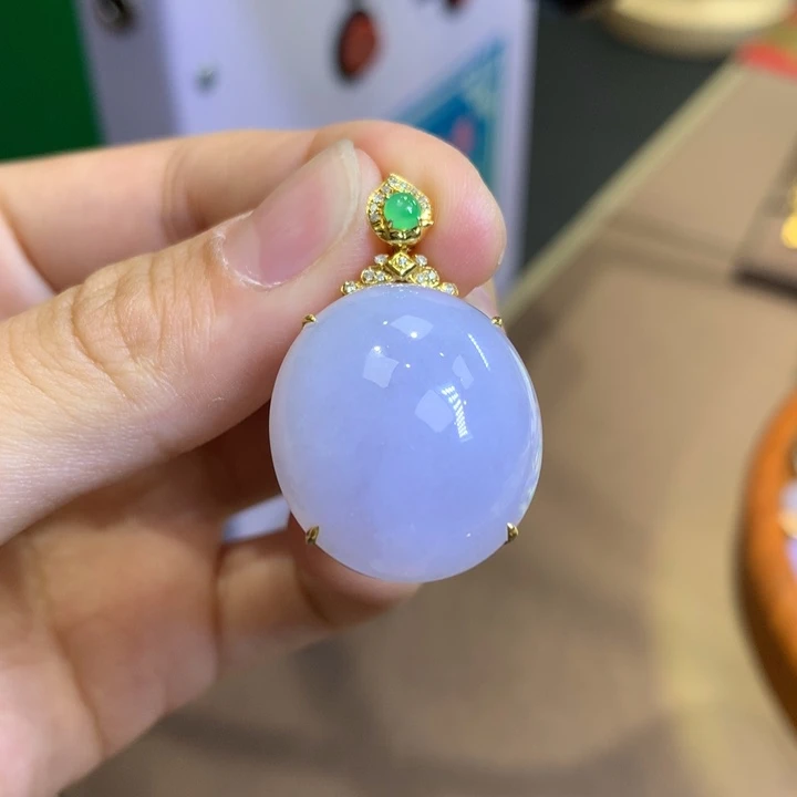 颈饰18K金镶嵌翡翠翡翠