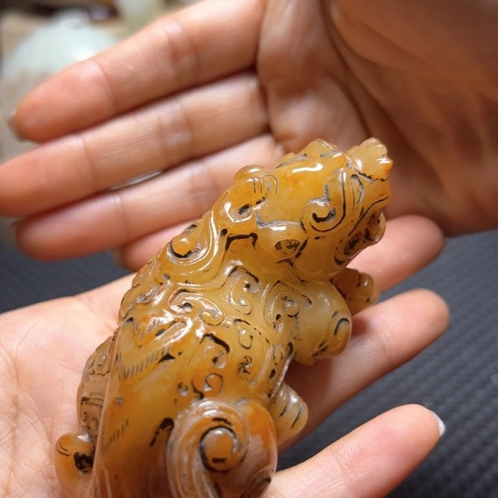 用***3和田玉（糖玉）未镶嵌挂件