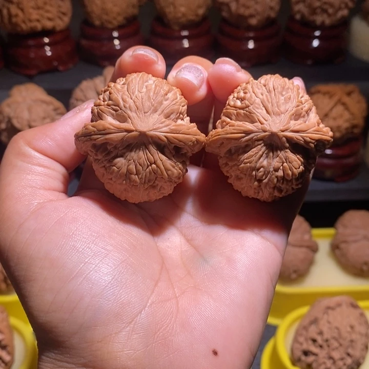 吊坠文玩核桃41全品泥鳅背