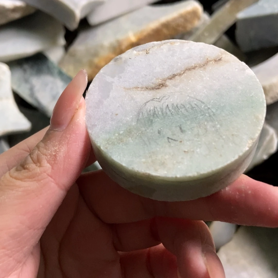 翡翠未镶嵌挂件天然翡翠