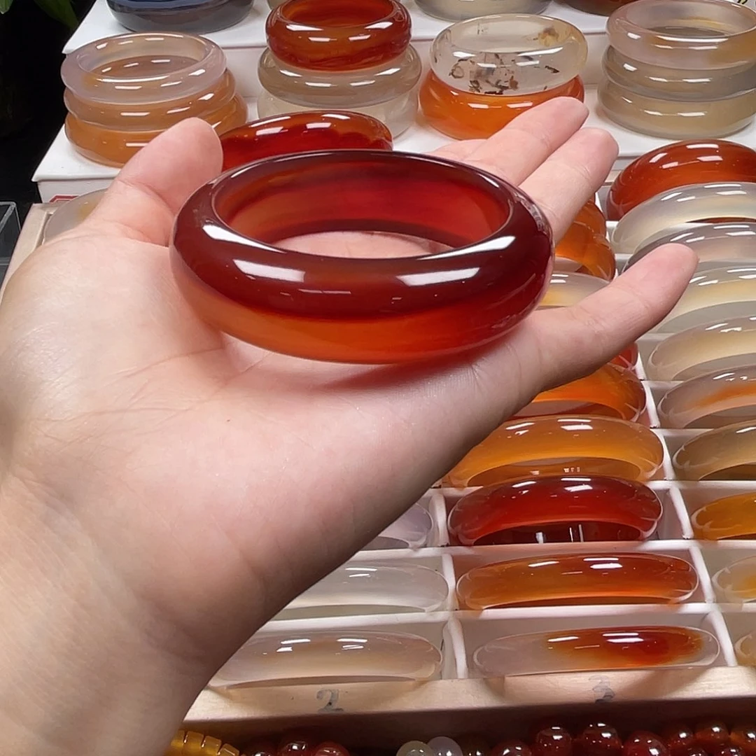 星***嗷玛瑙/玉髓手镯未镶嵌