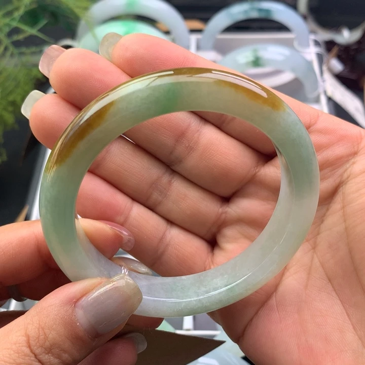 翡翠未镶嵌手镯天然翡翠手镯