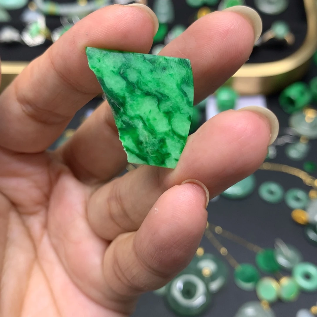 吊坠(不含链)未镶嵌翡翠有纹裂