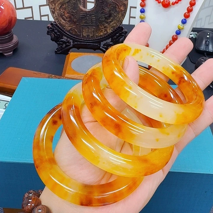 玛瑙/玉髓未镶嵌手链芙蓉