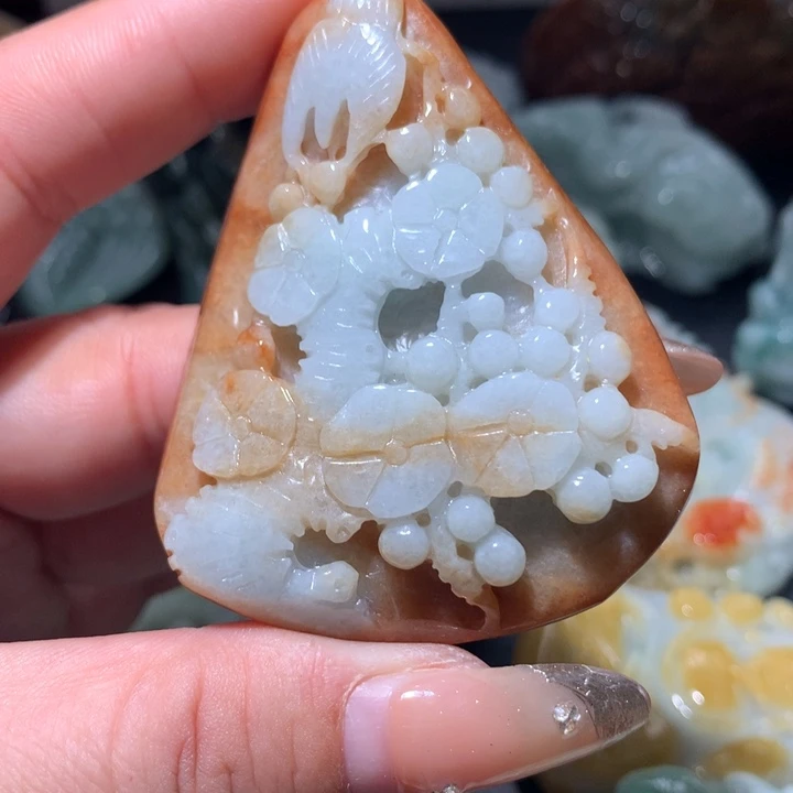 翡翠未镶嵌颈饰保真天然A货翡翠